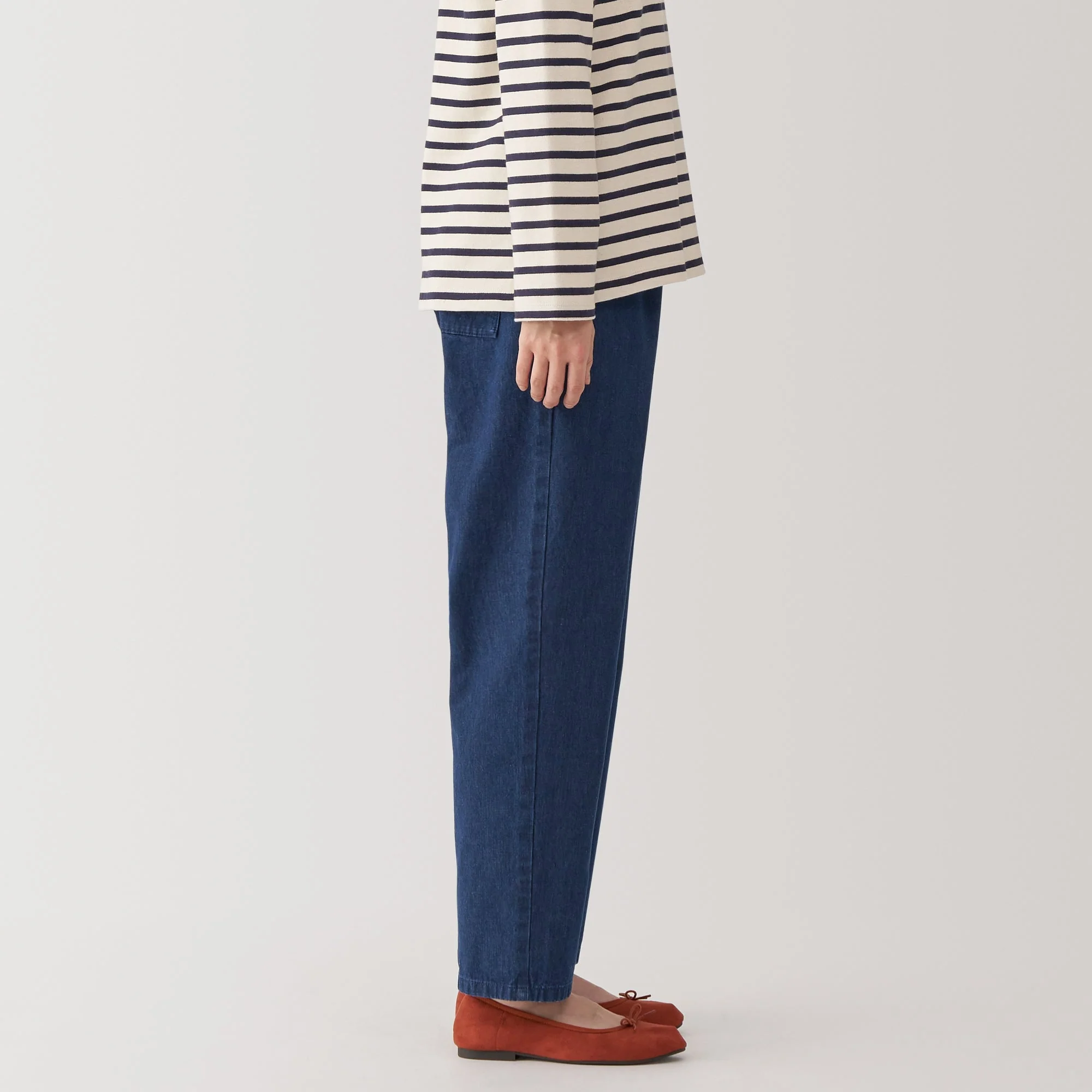 Women's Washed Denim Easy Tapered Pants - Image 5