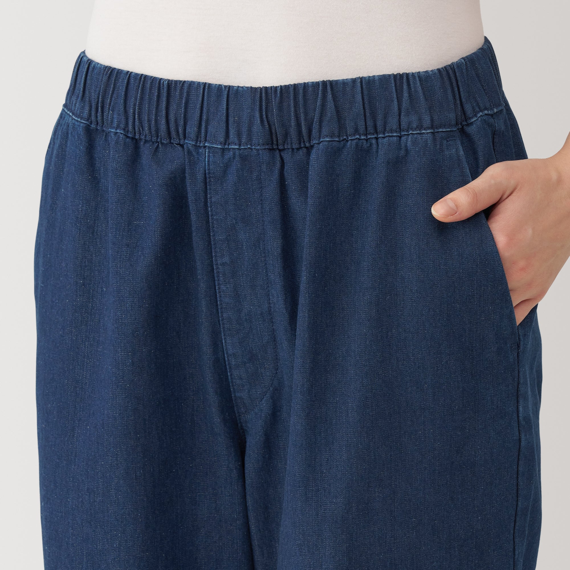 Women's Washed Denim Easy Tapered Pants - Image 7