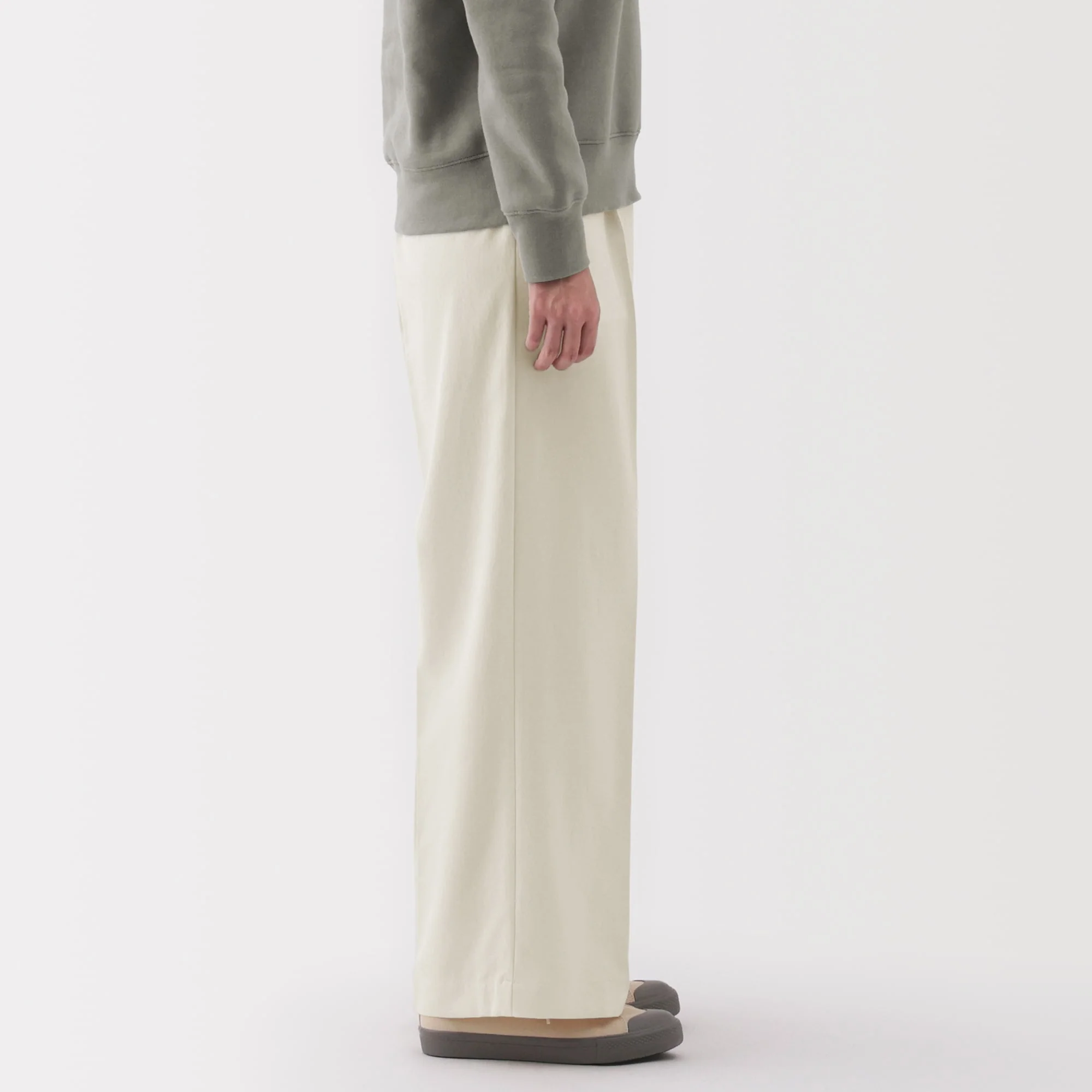 Women's Water Repellent Pleated Straight Pants - Image 15