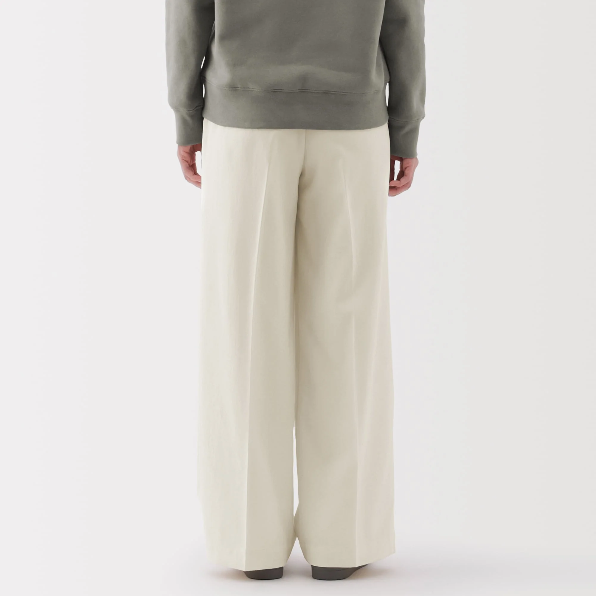 Women's Water Repellent Pleated Straight Pants - Image 16