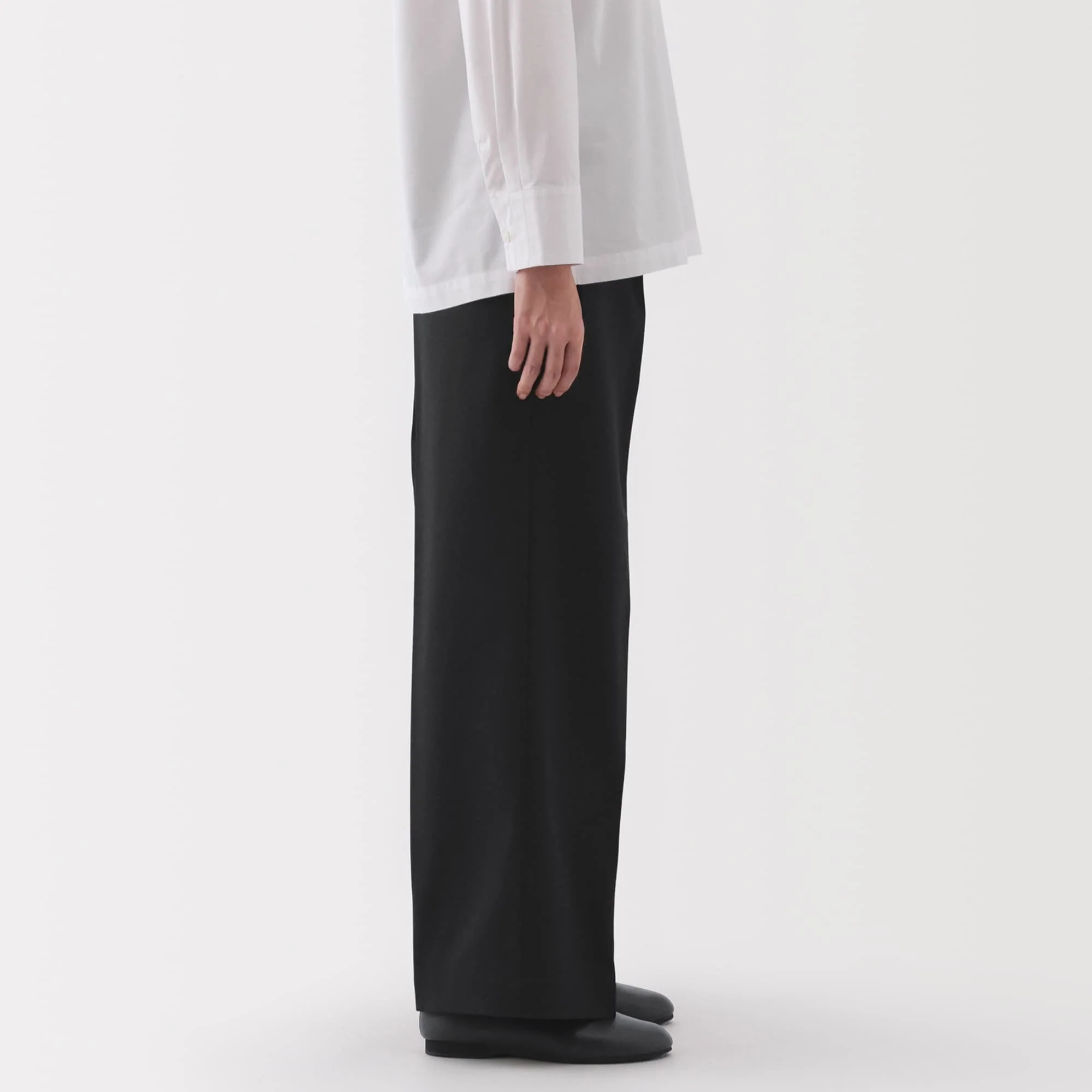 Women's Water Repellent Pleated Straight Pants - Image 25