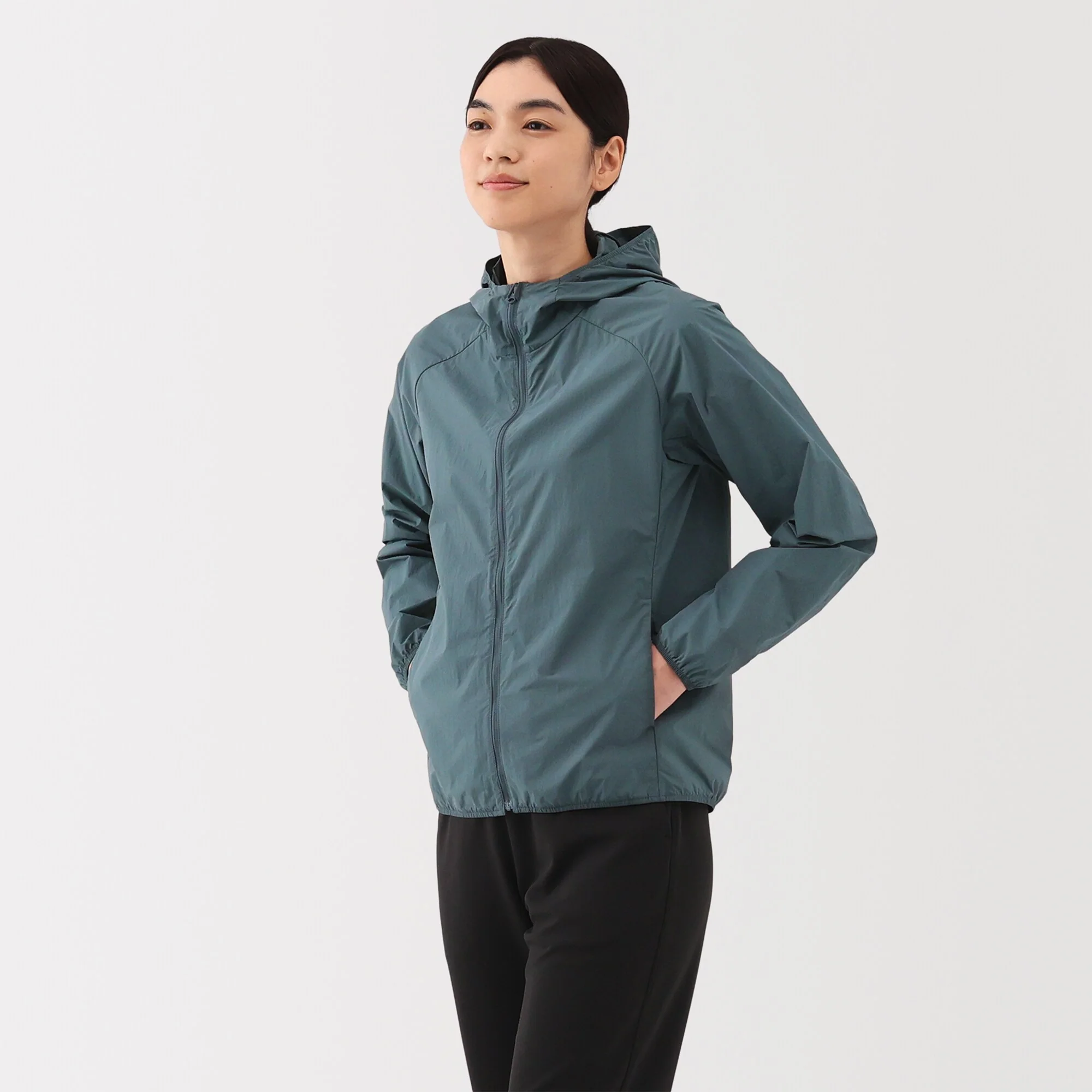 Women's Water Repellent Pocketable Jacket - Image 3