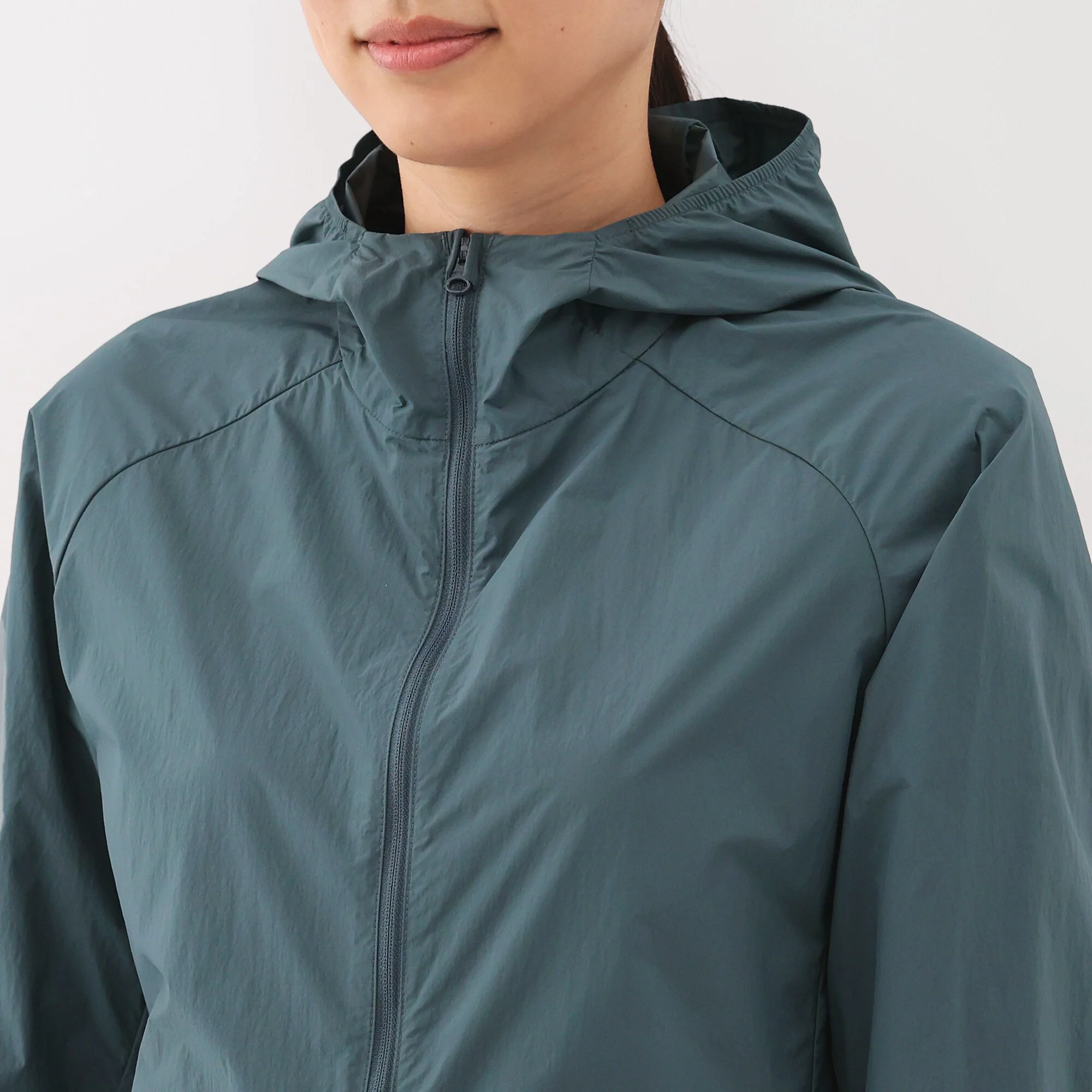 Women's Water Repellent Pocketable Jacket - Image 7