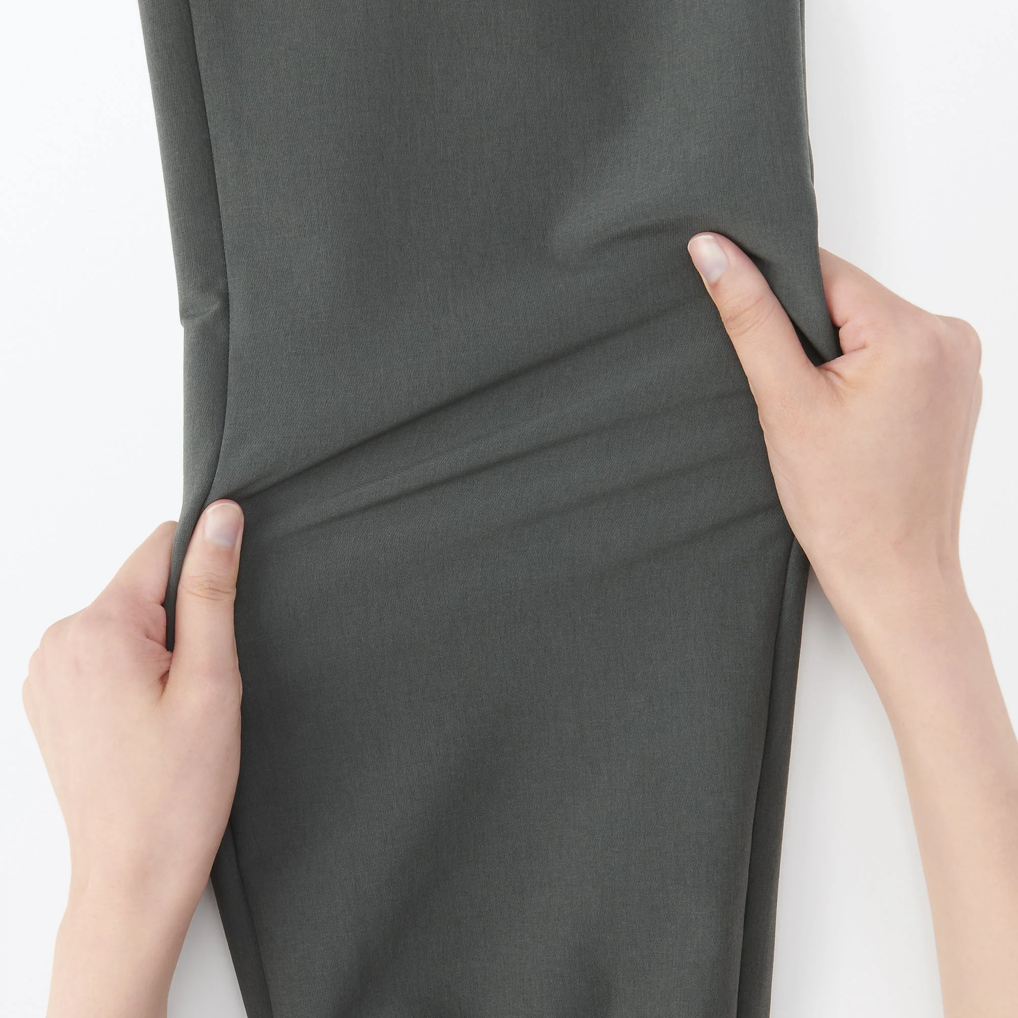 Women's Wind Repellent Stretch Easy Tapered Pants - Image 34