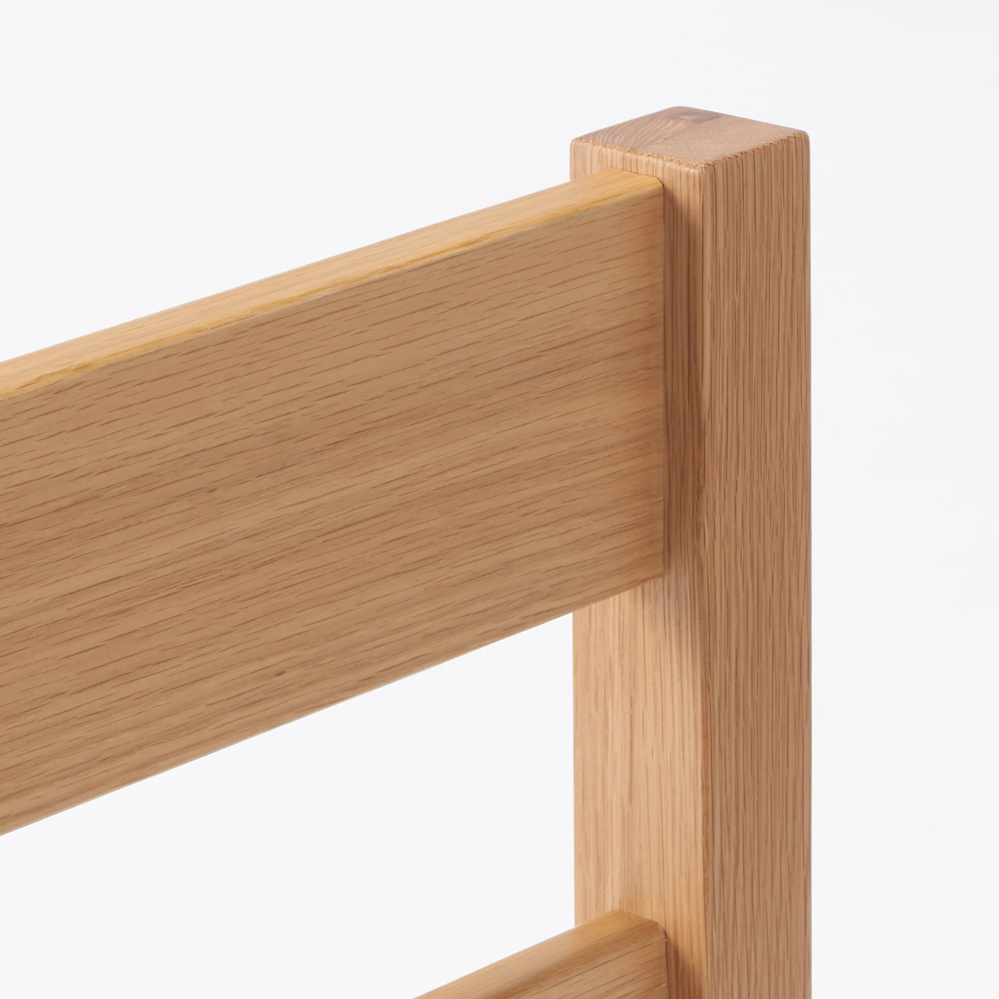 [HD] Wooden Bed - Image 19