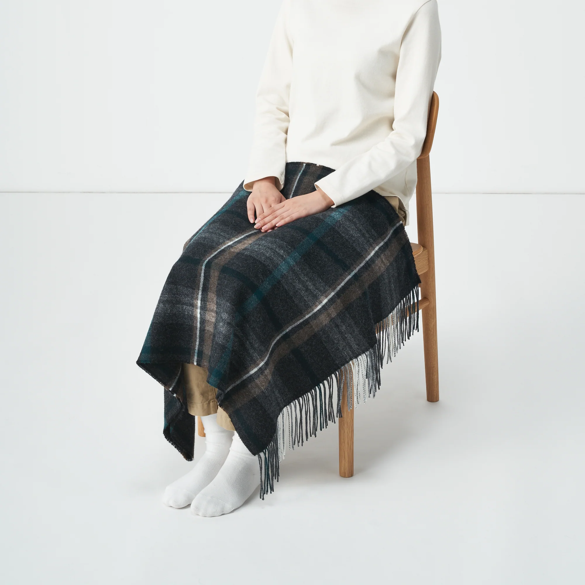 Wool 2-way Large Stole - Patterned - Image 36