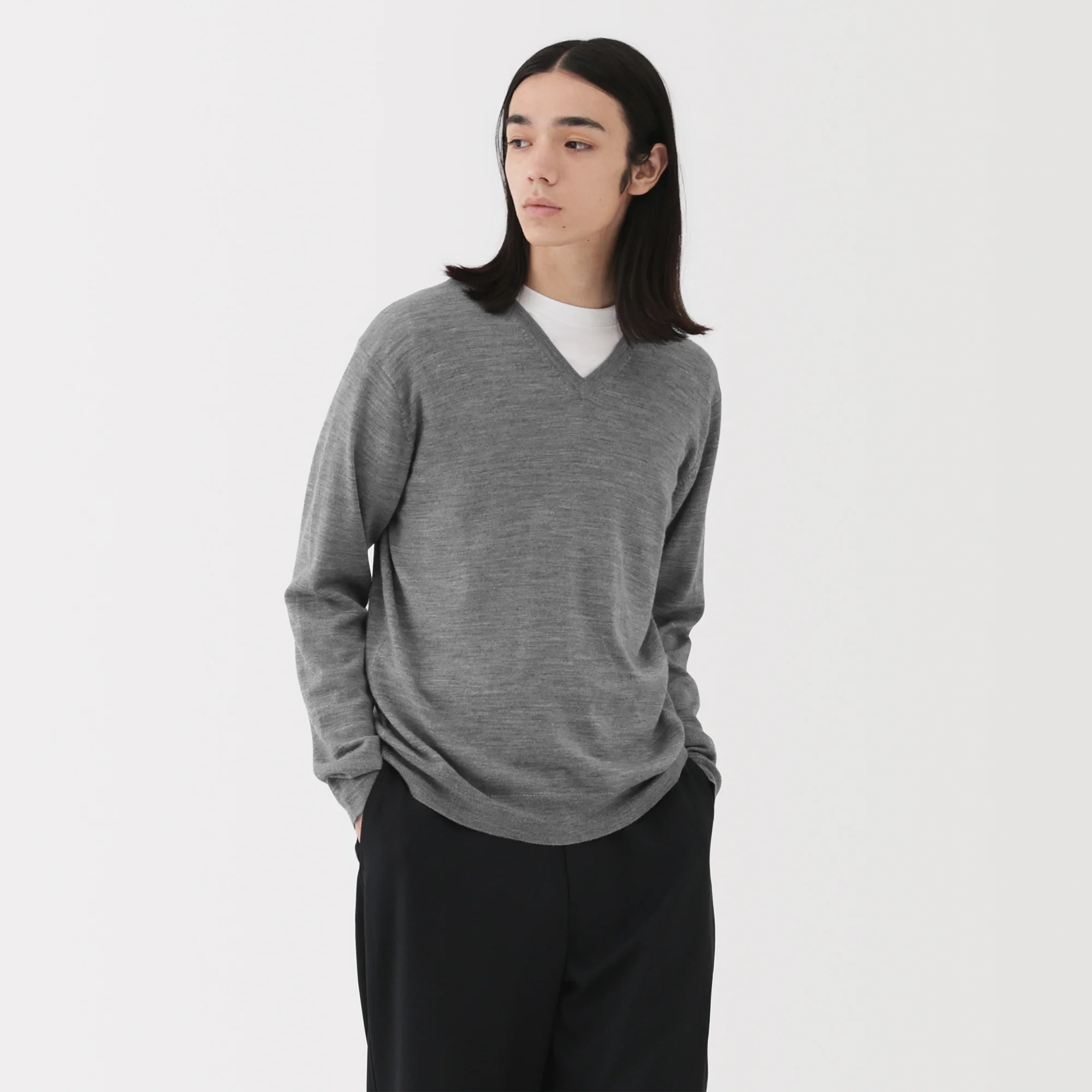 Wool V-Neck Sweater - Image 24