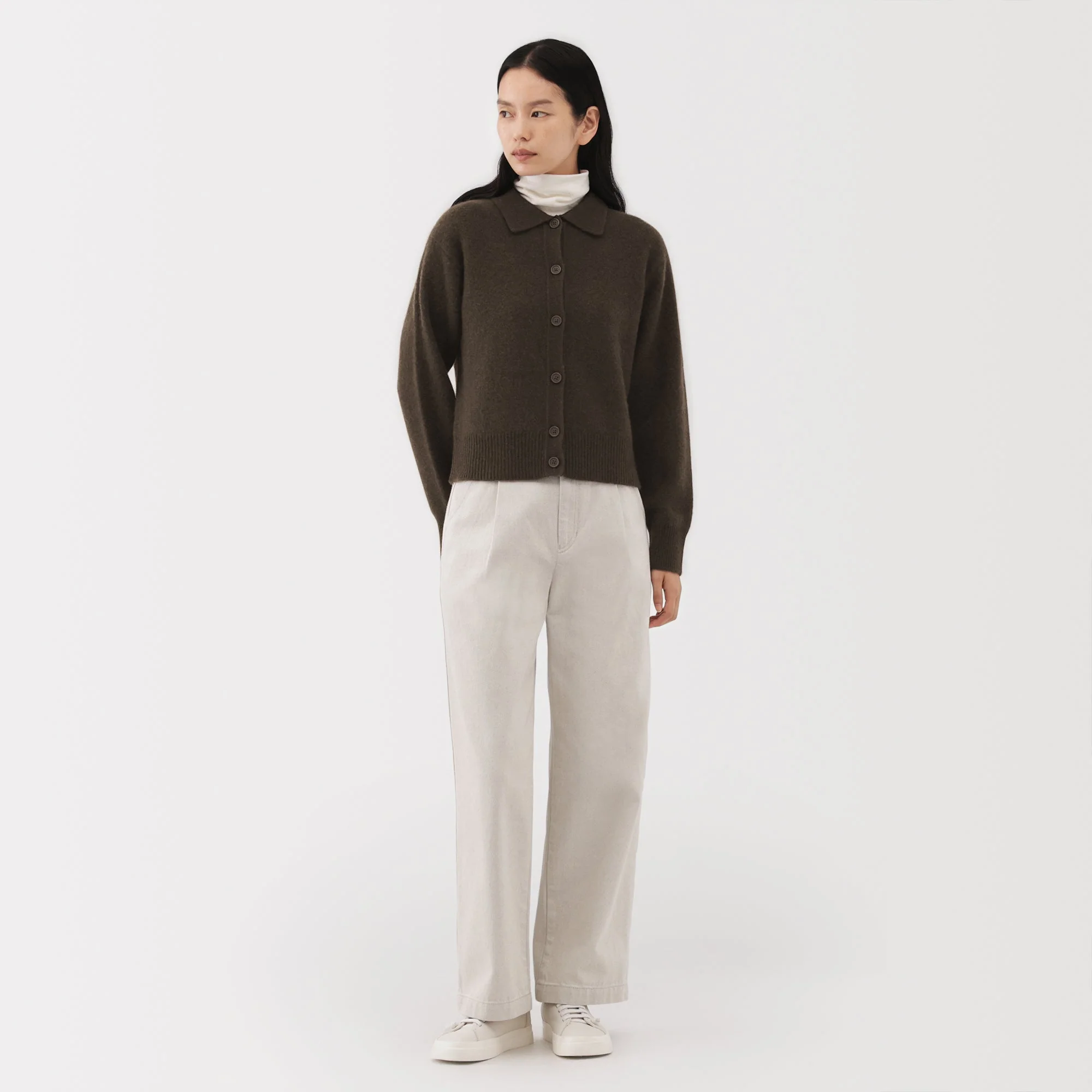 Labo Yak Wool Collared Cardigan - Image 17