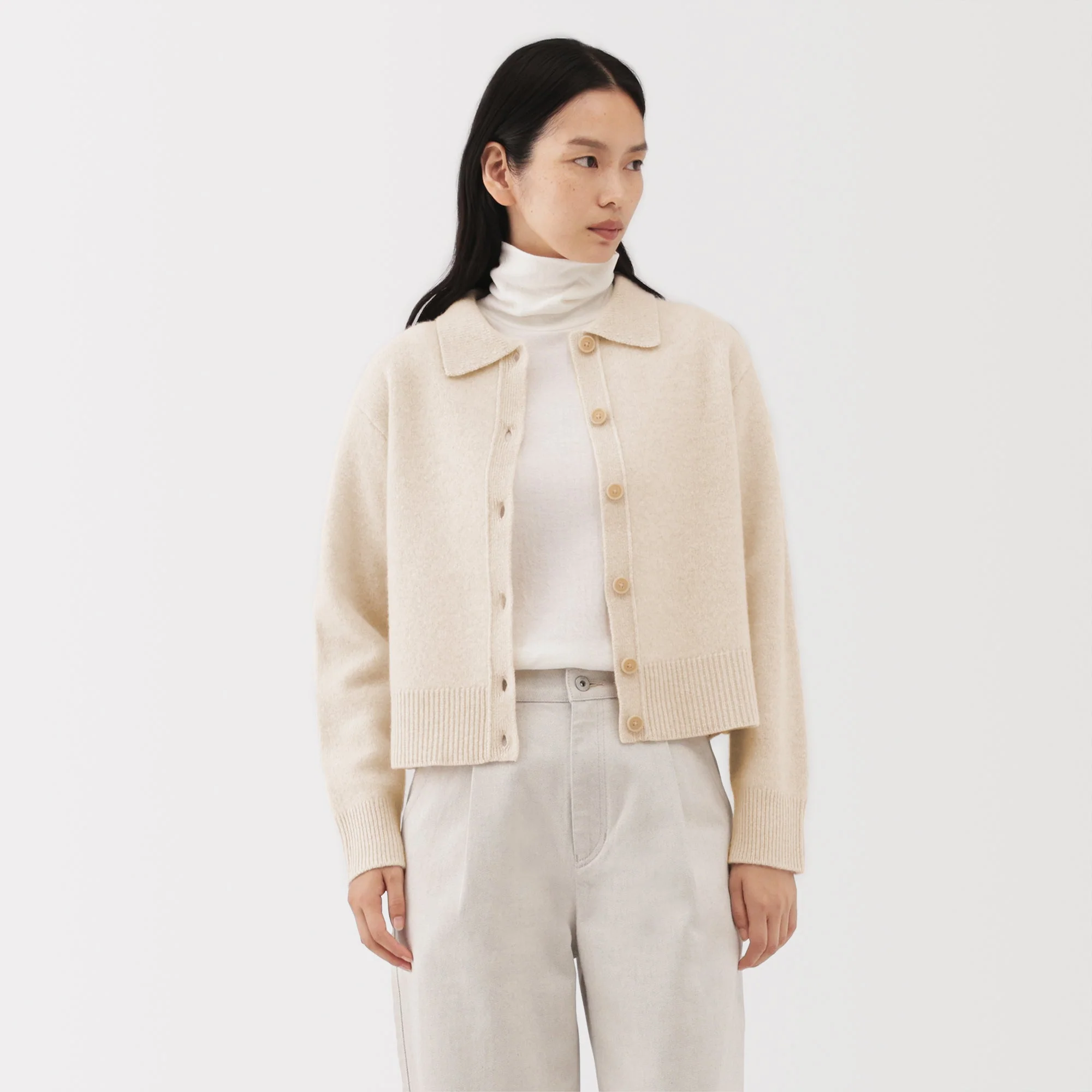 Labo Yak Wool Collared Cardigan - Image 4